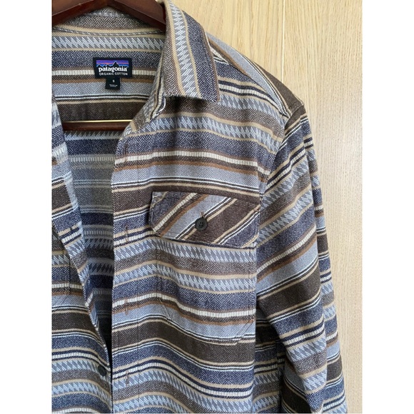 Patagonia Mens Organic Cotton Blue, Gray, Brown Casual Fall Button Down Sz Small - Picture 7 of 9